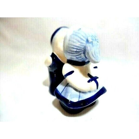 Kissing Dutch Boy Girl Salt Pepper Shakers Blue White Ceramic Kitchen Gift NEW - Picture 3 of 4
